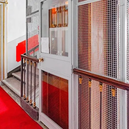 Apartamento Ca Maria Vittoria By Happyhostorino *