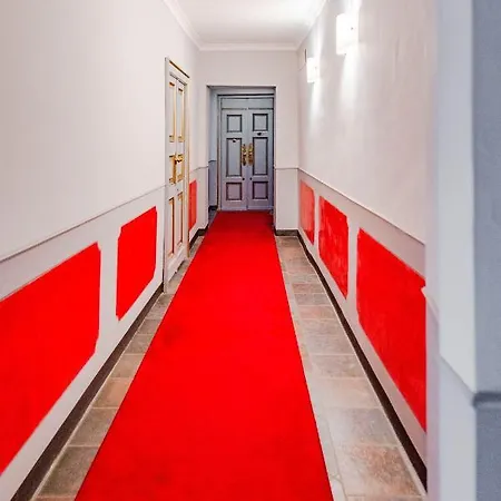 Apartment Ca Maria Vittoria By Happyhostorino Turin
