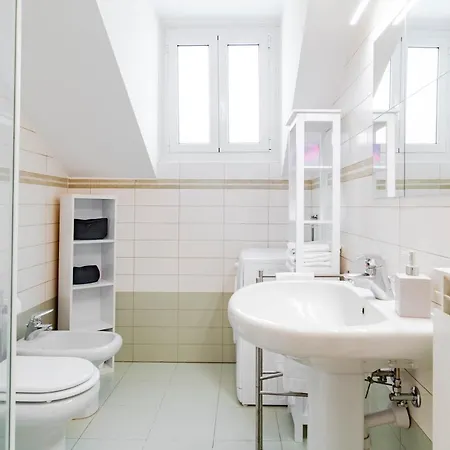 Cà Maria Vittoria By Happyhostorino * Turin