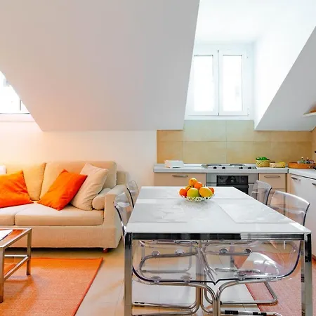 Apartamento Cà Maria Vittoria By Happyhostorino Turim