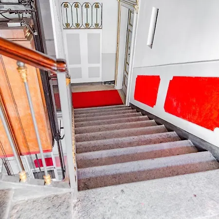 Ca Maria Vittoria By Happyhostorino Apartment Turin